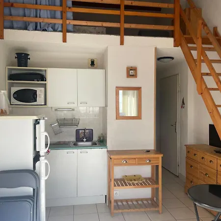 アパート Frontignan