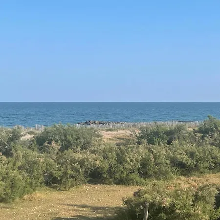 Frontignan アパート