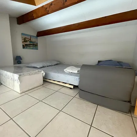 Frontignan Apartamento *