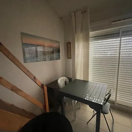 Frontignan フロンティニャン